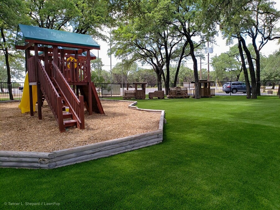 Benefits of Artificial Grass on the Playground