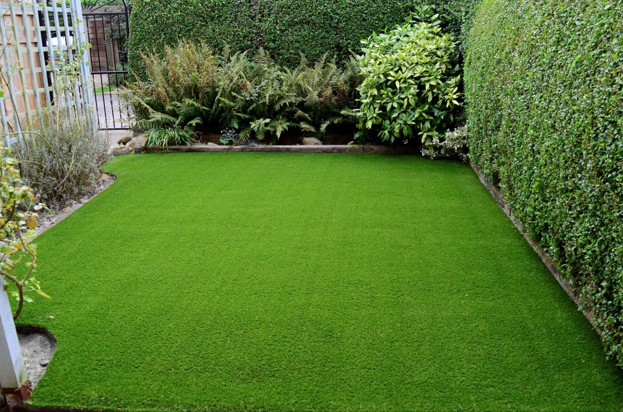 5 Creative Ways to Use Artificial Grass in Your Landscape Design